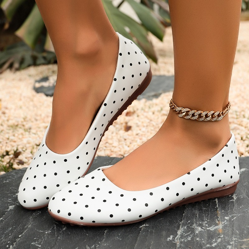 Loafer Flat Women - Sapatilhas Femininas Brancas com Poás, Bico