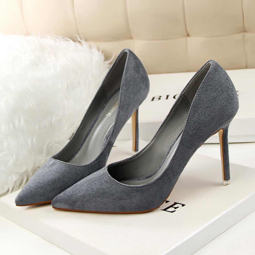 Sapatos de camurça femininos c - Court Heel Pointed avaliação e preço