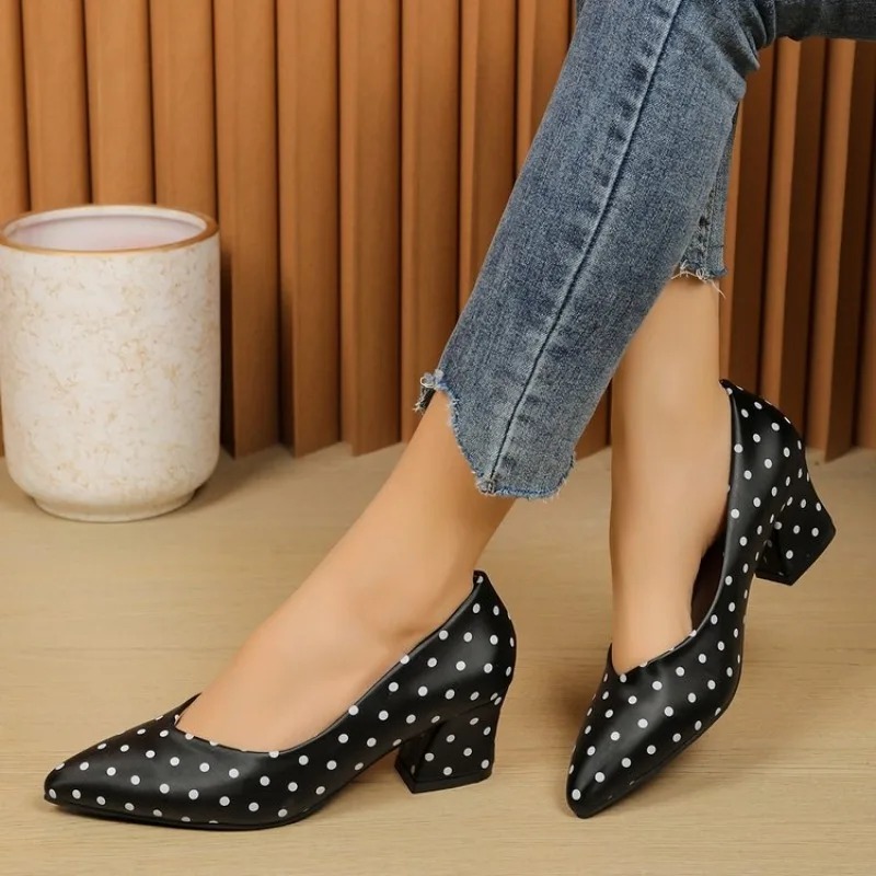 Sapatos Femininos de Salto Méd - Court Heel Pointed avaliação e preço