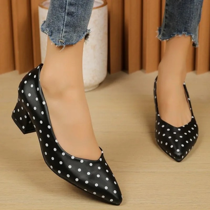 Sapatos Femininos de Salto Méd - Court Heel Pointed avaliação e preço